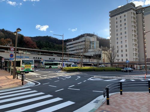 谷上駅