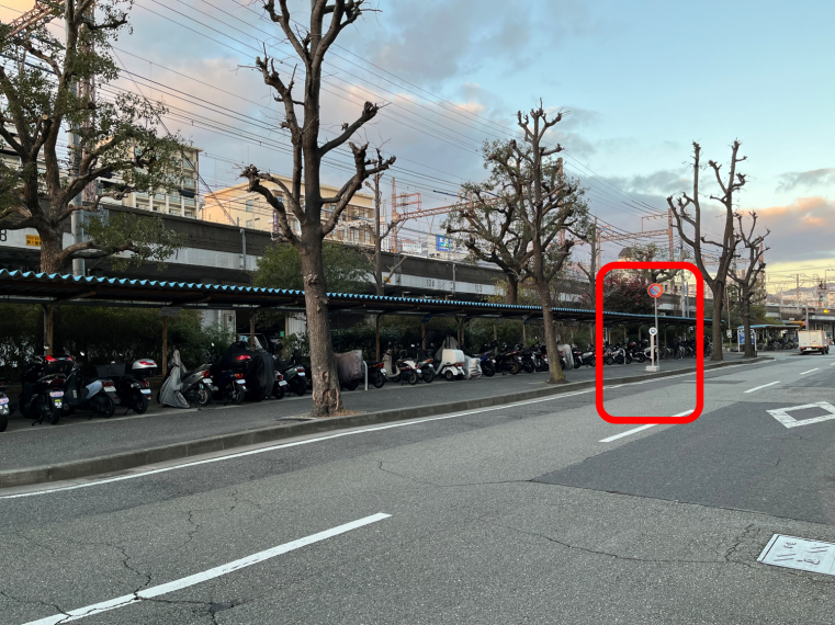 阪急春日野道駅（JR灘駅方面）停留所写真です。