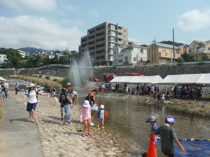 過去の親子水辺フェアの様子